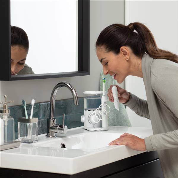 White Waterpik™ Sensonic™ Complete Care Combo - Image 3